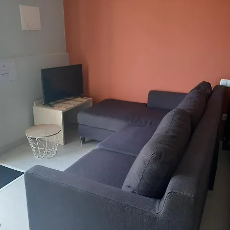 Quartos Do Seixe - Laranja Pensión 3*